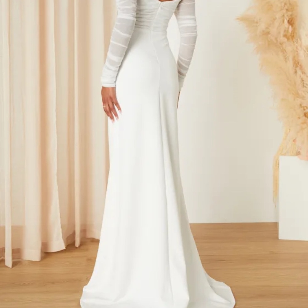 Lulu's White Long Sleeve Gown